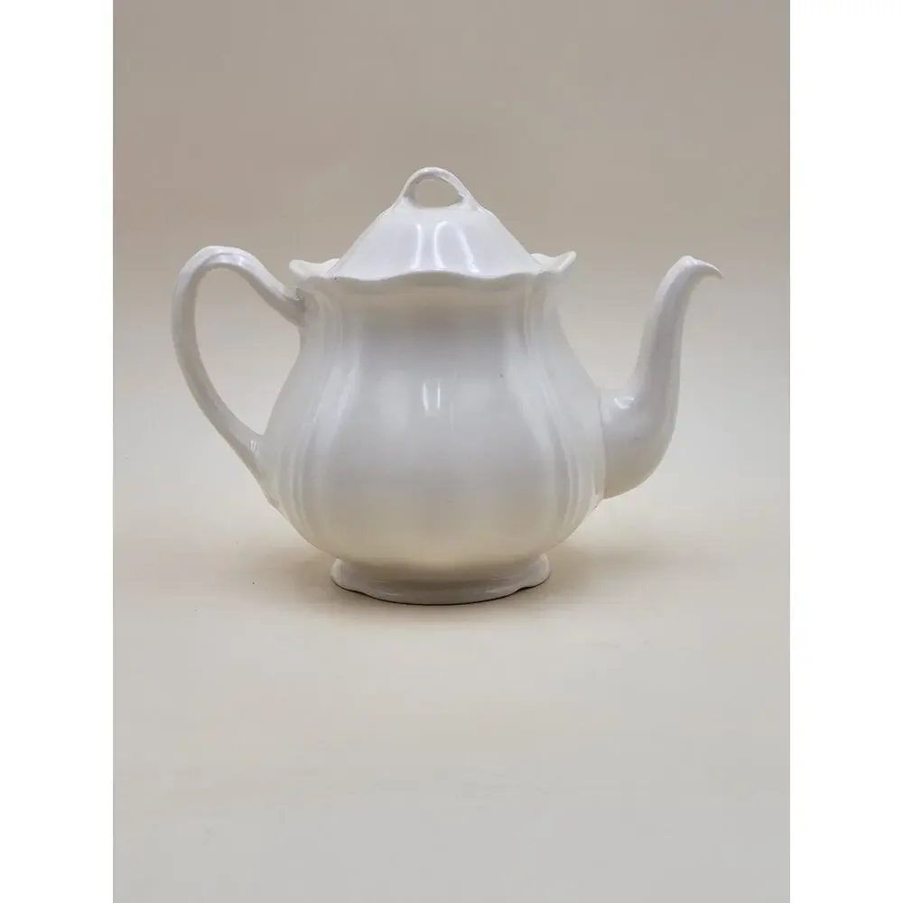 Wedgwood Queen's Shape White Ceramic Teapot with Lid Made in England VTG